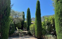 Maubec, Provence-Alpes-Côte d'Azur 84660