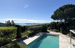Grimaud, Provence-Alpes-Côte d'Azur 83310
