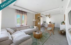 Eschau, Alsace 67114