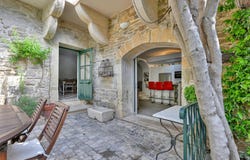 Nages-et-Solorgues, Languedoc-Roussillon 30114