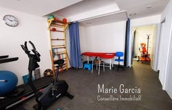 Garons, Languedoc-Roussillon 30128