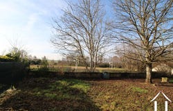 Raveau, Burgundy 58400