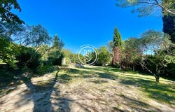 Uzès, Occitanie 30700
