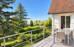 Poligny, Franche-Comté 39800