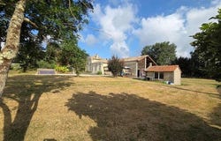 Campugnan, Aquitaine 33390