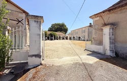 Montmoreau, Poitou-Charentes 16190