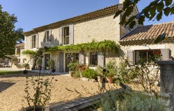 Charleval, Provence-Alpes-Côte d'Azur 13350