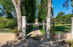 Bouges-le-Château, Centre 36110
