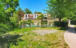 Chateauneuf Sur Isere, Auvergne-Rhône-Alpes 26300
