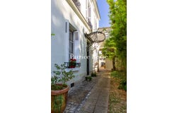 Tours, Centre-Val de Loire 37000