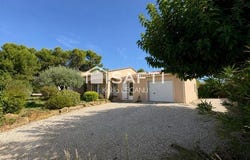 Buisson, Provence-Alpes-Côte d'Azur 84110