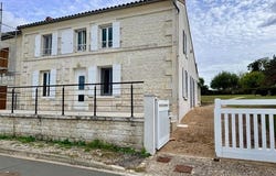 Pons, Poitou-Charentes 17800