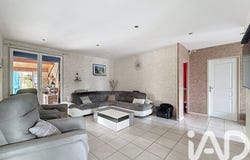 Lusigny, Auvergne-Rhône-Alpes 03230