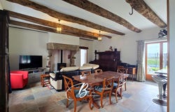 Ruca, Brittany 22550