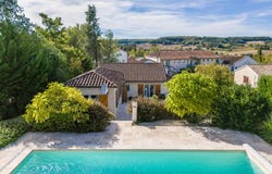 Montcuq, Midi-Pyrénées 46800