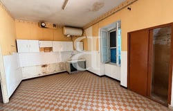 Grignan, Auvergne-Rhône-Alpes 26230