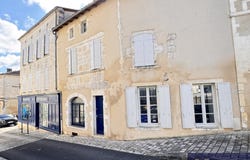 Barbezieux-Saint-Hilaire, Poitou-Charentes 16300