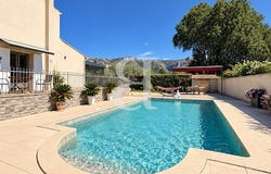Robion, Provence-Alpes-Côte d'Azur 84440