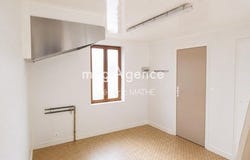 Bar-Sur-Seine, Champagne-Ardenne 10110