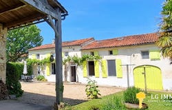Pons, Poitou-Charentes 17800
