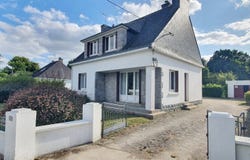 Ploemel, Brittany 56400