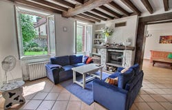 Chailley, Burgundy 89770