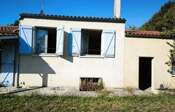 Fleac-Sur-Seugne, Poitou-Charentes 17800