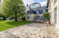 Senlis, Picardie 60300