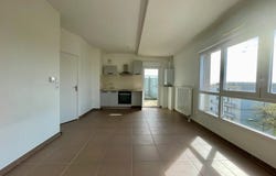 Tours, Centre-Val de Loire 37100