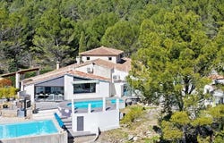 FONTAINE-DE-VAUCLUSE, Provence-Alpes-Côte d'Azur 84800