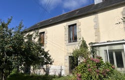 Callac, Brittany 22160