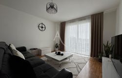 TRELAZE, Pays de la Loire 49800