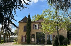 Charlieu, Rhône-Alpes 42190