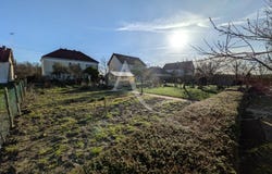 VEUZAIN SUR LOIRE, Centre-Val de Loire 41150