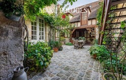 Senlis, Picardie 60300