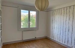 Sens, Yonne 89100