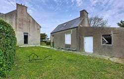 Plouguerneau, Brittany 29880