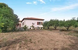 Lezignan-Corbieres, Languedoc-Roussillon 11200