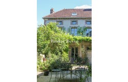 Joigny, Burgundy 89300