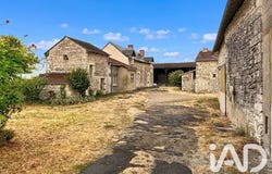 Saint-Gervais-les-Trois-Clochers, Poitou-Charentes 86230