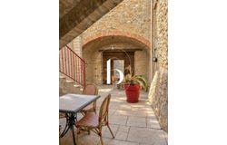 Barjac, Languedoc-Roussillon 30430