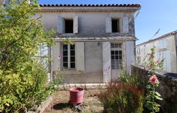 Arces, Charente-Maritime 17120
