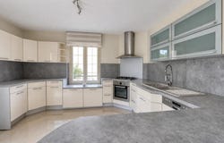 Sézanne, Champagne-Ardennes 51120