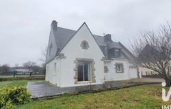 Erdeven, Brittany 56410