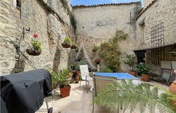 FONTENAY LE COMTE, Pays de la Loire 85200