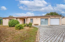 Bessines, Poitou-Charentes 79000