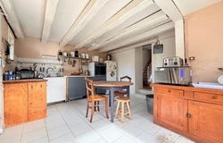 Couesmes, Centre 37330
