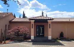 Uchaux, Vaucluse 84100