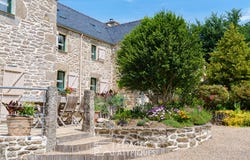 COMMANA, Brittany 29450