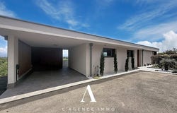 Grilly, Auvergne-Rhône-Alpes 01220